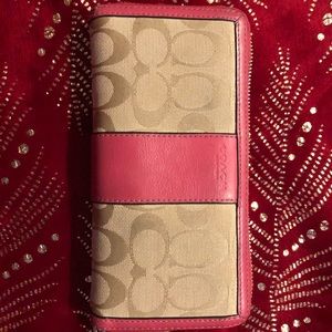 Coach Accordion zipper wallet
